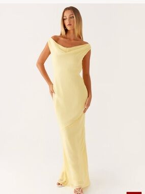 fitted lace wedding dress Azure Flowy Chiffon Front Twist Maxi Dress main image 1